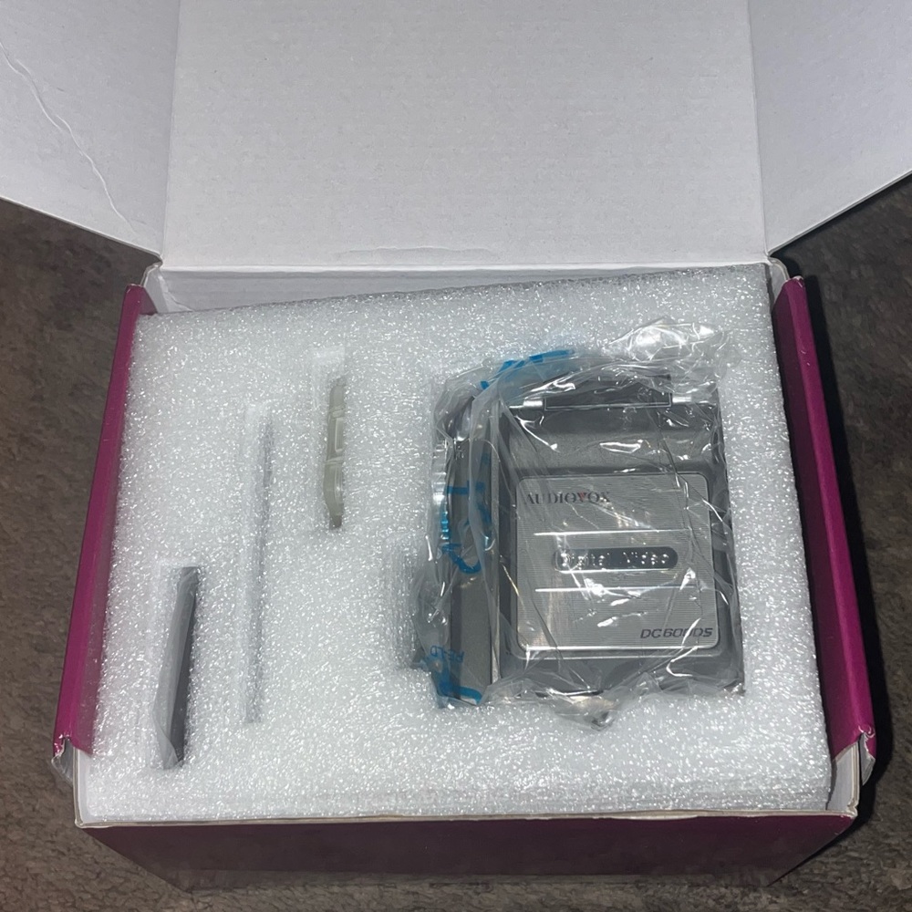 7 In One Multi Functional Digital Video Camcorder - Picture 2 of 5